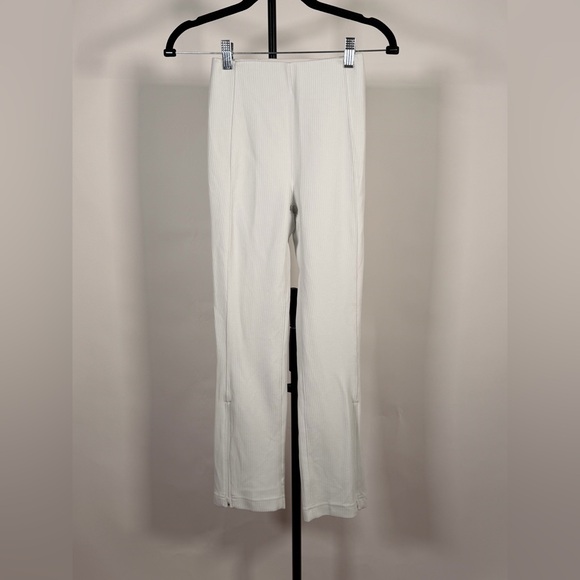 NWOT Lululemon Ribbed Softstreme Zip-Leg High-Rise Cropped Pants 25" Bone - Picture 7 of 7